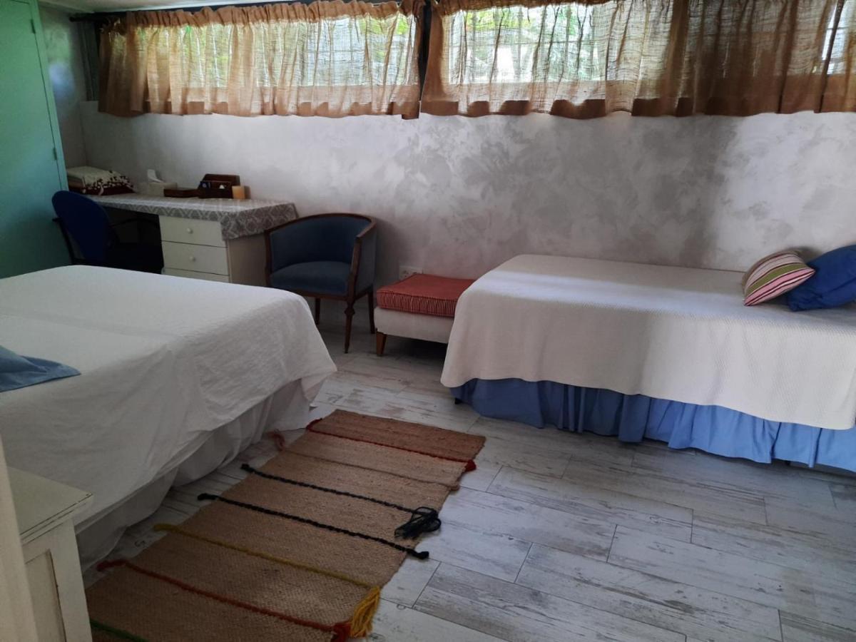 Un Apartamento Vacacional Con Detalles De Un Hogar Mairena del Aljarafe Esterno foto